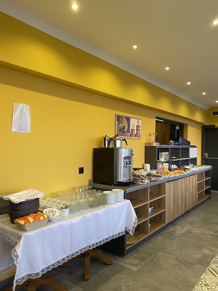 Roy Otel Akcay 28/50