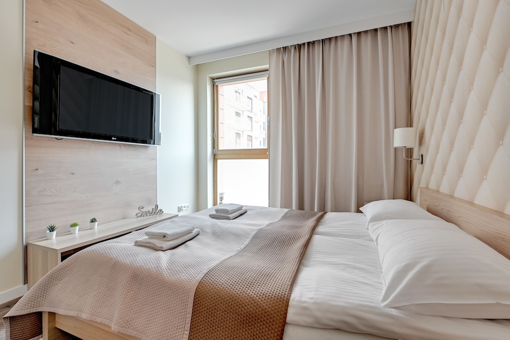 Apartinfo Island Apartments 18/50