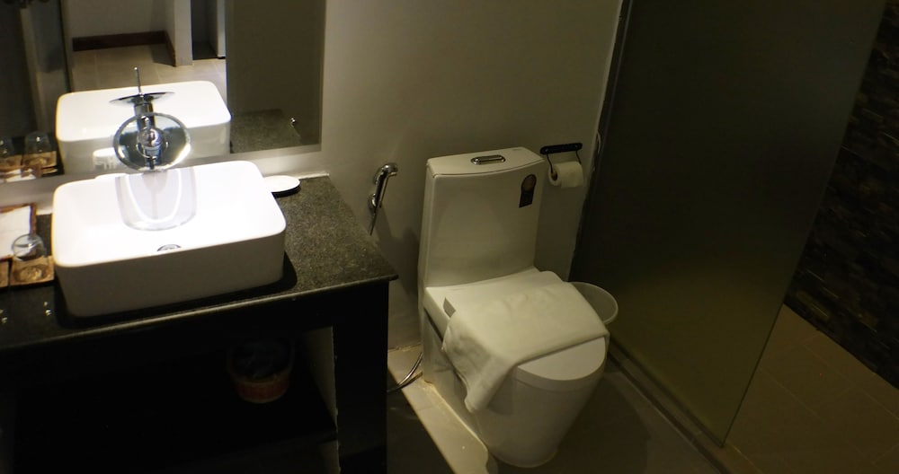 Mowin Boutique Hotel & Residence 18/53