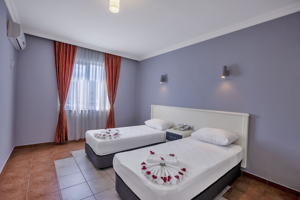 Grand Alisa Hotel 14/61