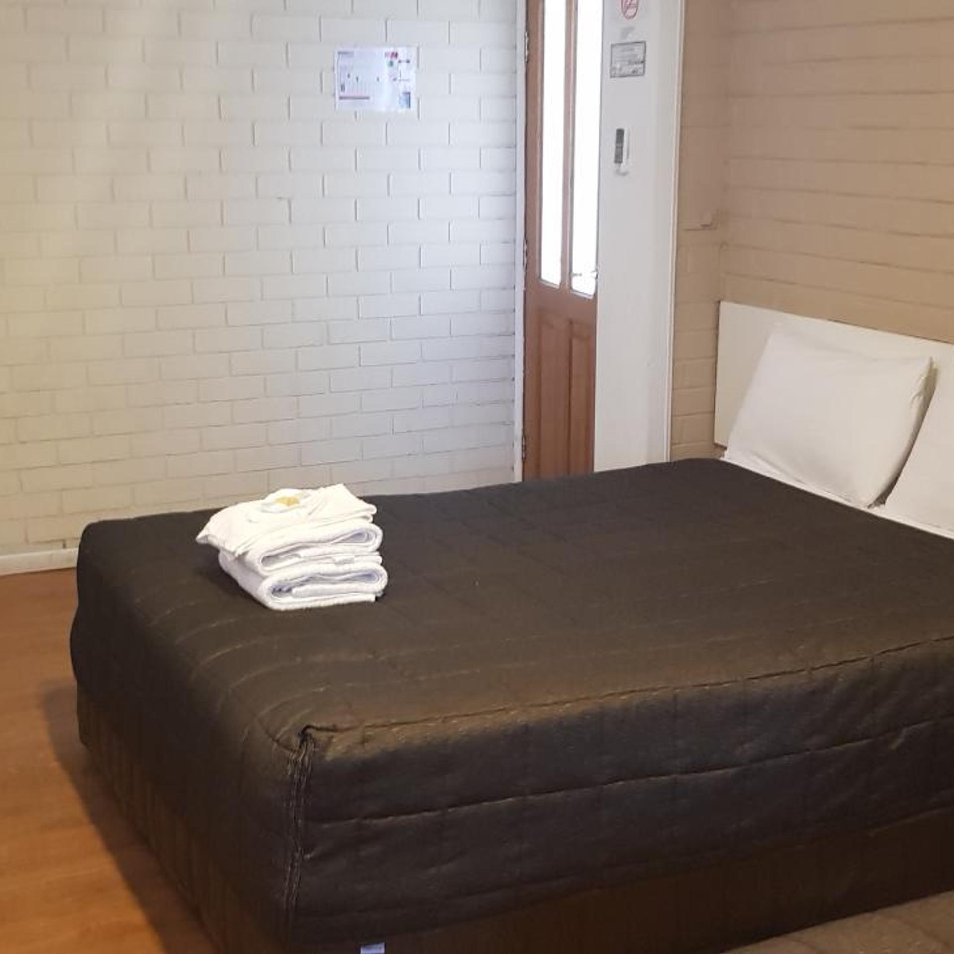 BONDI MOTEL 6/21
