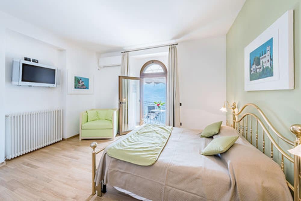 HOTEL VILLA BELVEDERE 25/68