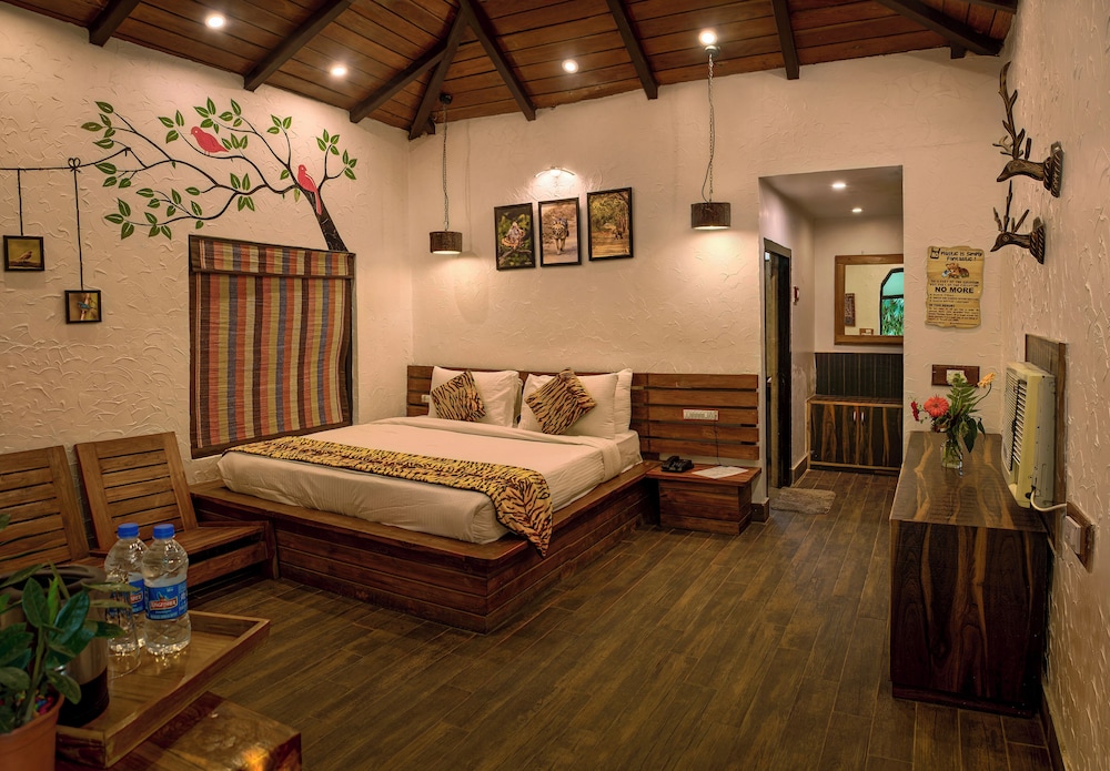 CORBETT MACHAAN RESORT 19/50