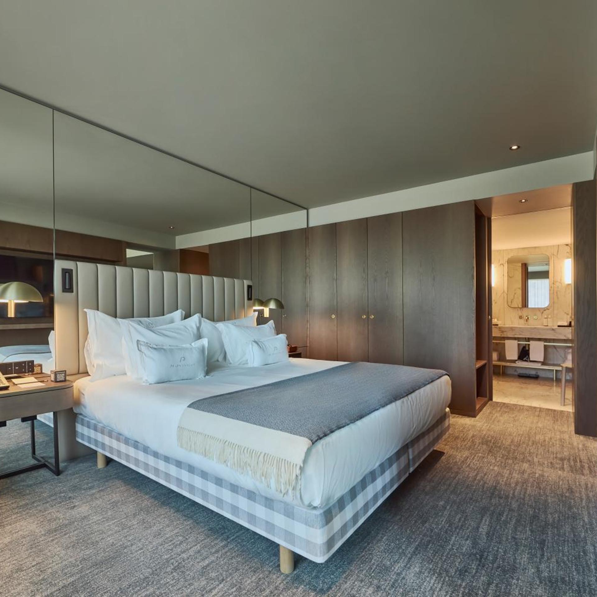 Roof Top, Suite