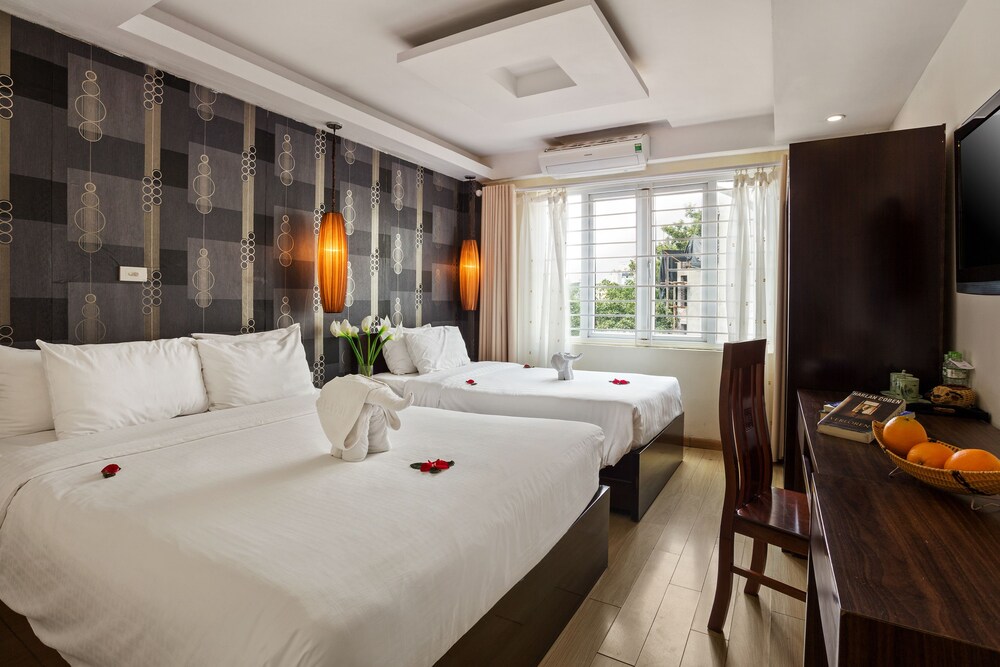 Impressive Boutique Hotel 20/50