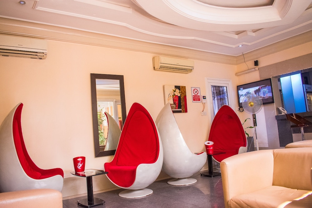Primal Hotel GRA-Ikeja 28/50
