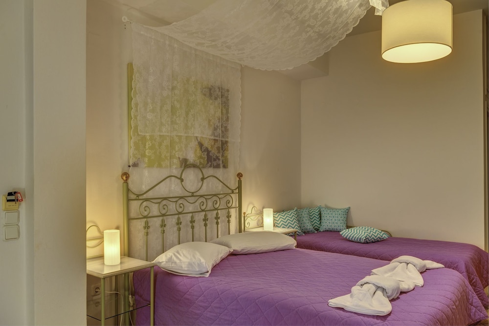 2 BEDROOMS, SUITE, SEA VIEW