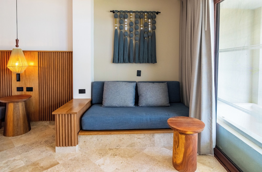 Akumal Bay Beach & Spa Resort 42/69