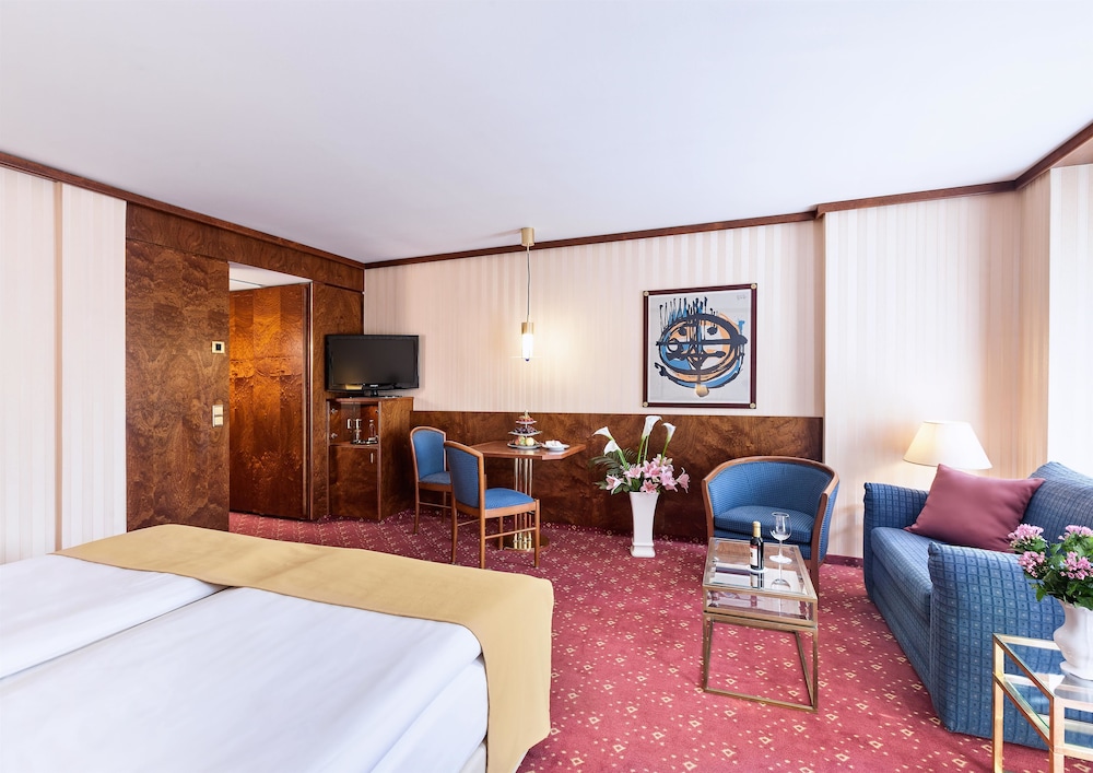 Best Western Premier Grand Hotel Russischer Hof 29/67