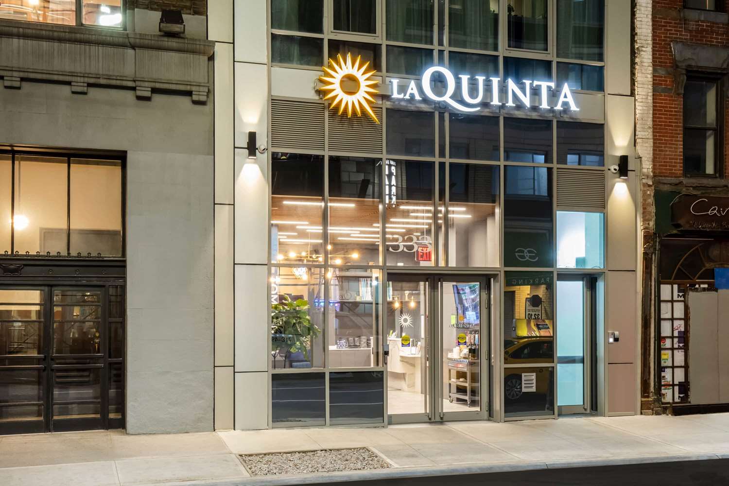 La Quinta Inn Suites By Wyndham Times Square South 2/60