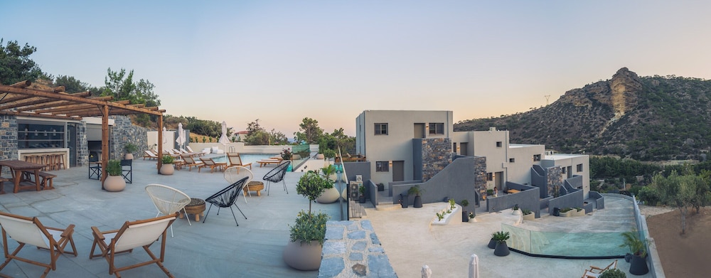 Pignolia Suites - Adults Only 59/65
