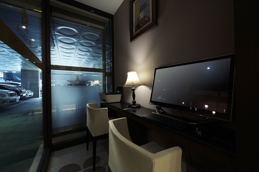 BENIKEA Gangnam Noblesse Hotel 24/25
