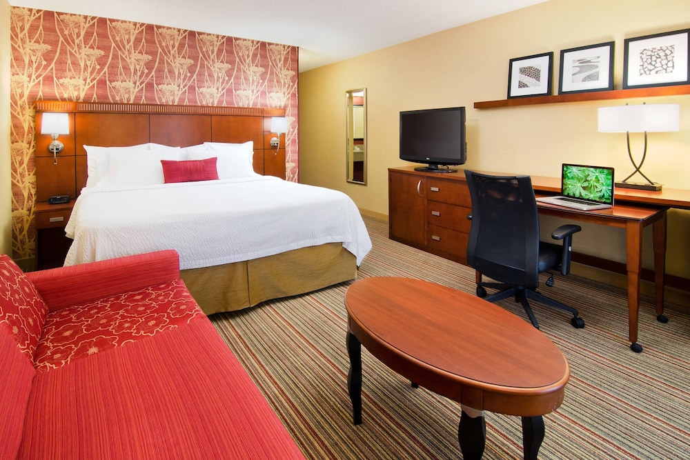 Room at Courtyard Irvine John Wayne Airport Orange County, IRVINE - CA