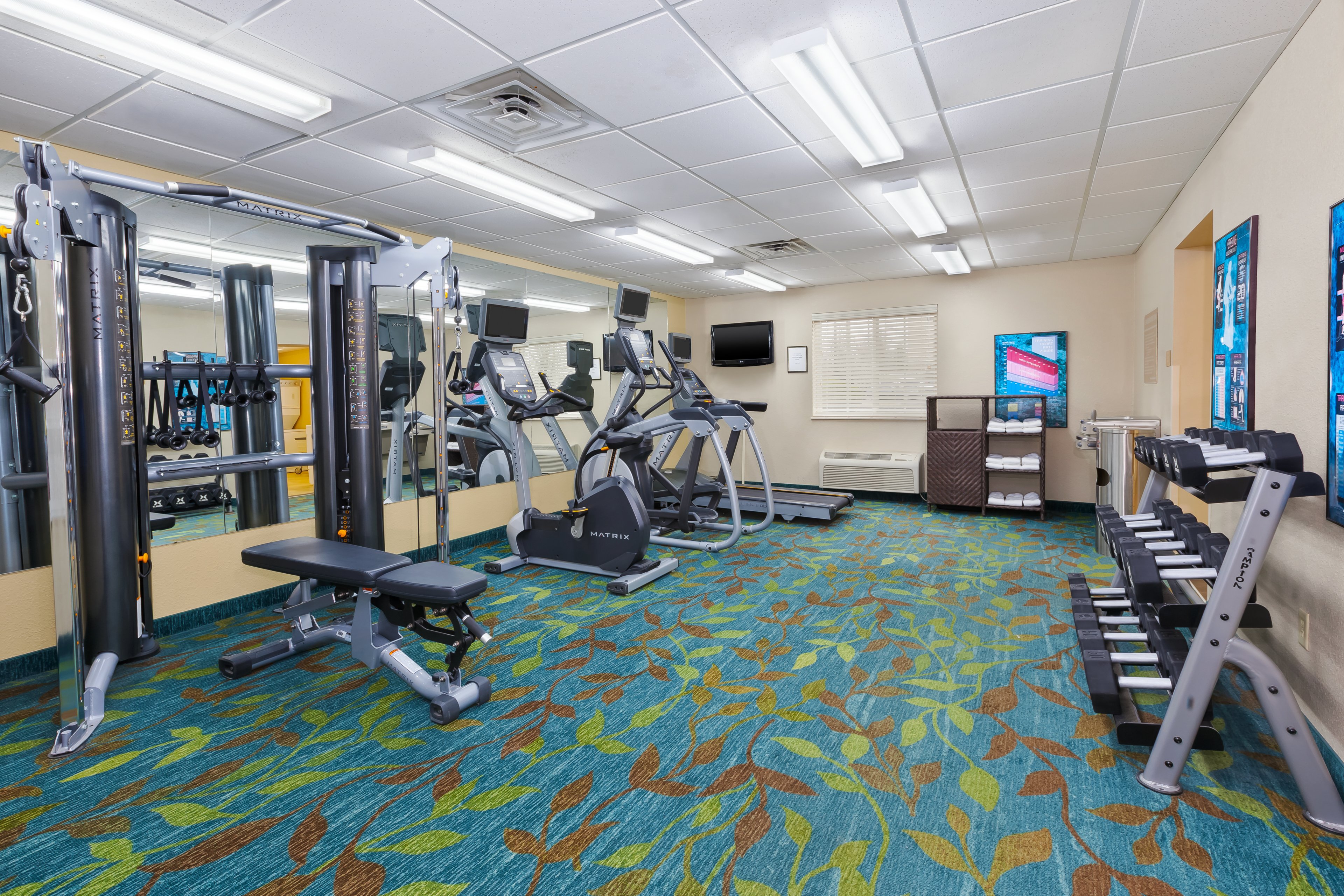 CANDLEWOOD SUITES POLARIS 23/39