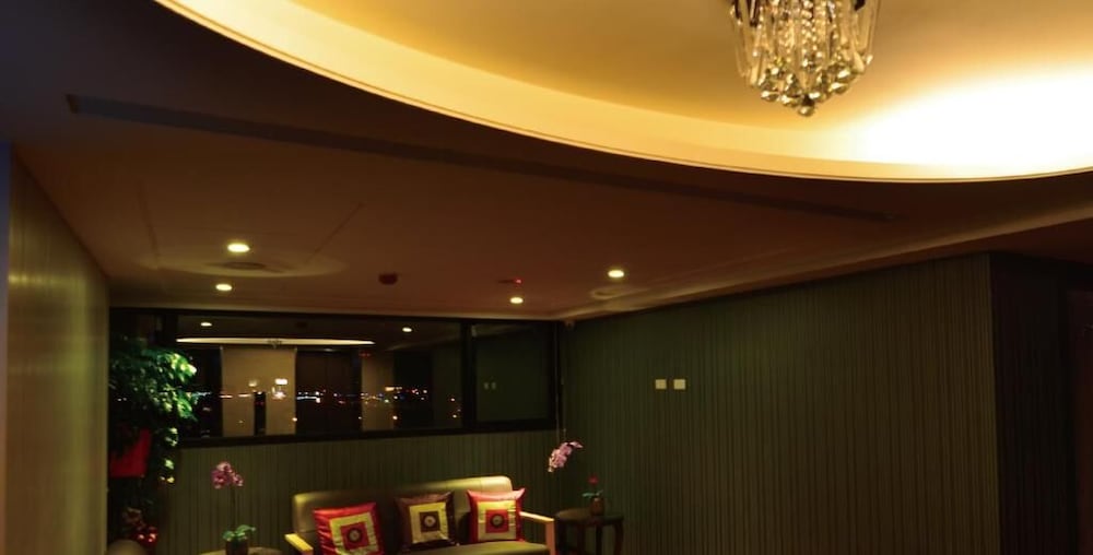 Ehome Hotel 10/51