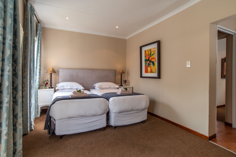 5Th Avenue Gooseberry Guest House 10/50