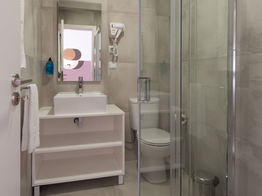 Lisbon Serviced Apartmentos - Campos 42/48