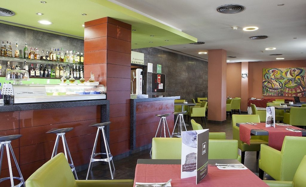 Hotel Vertice Aljarafe 53/64