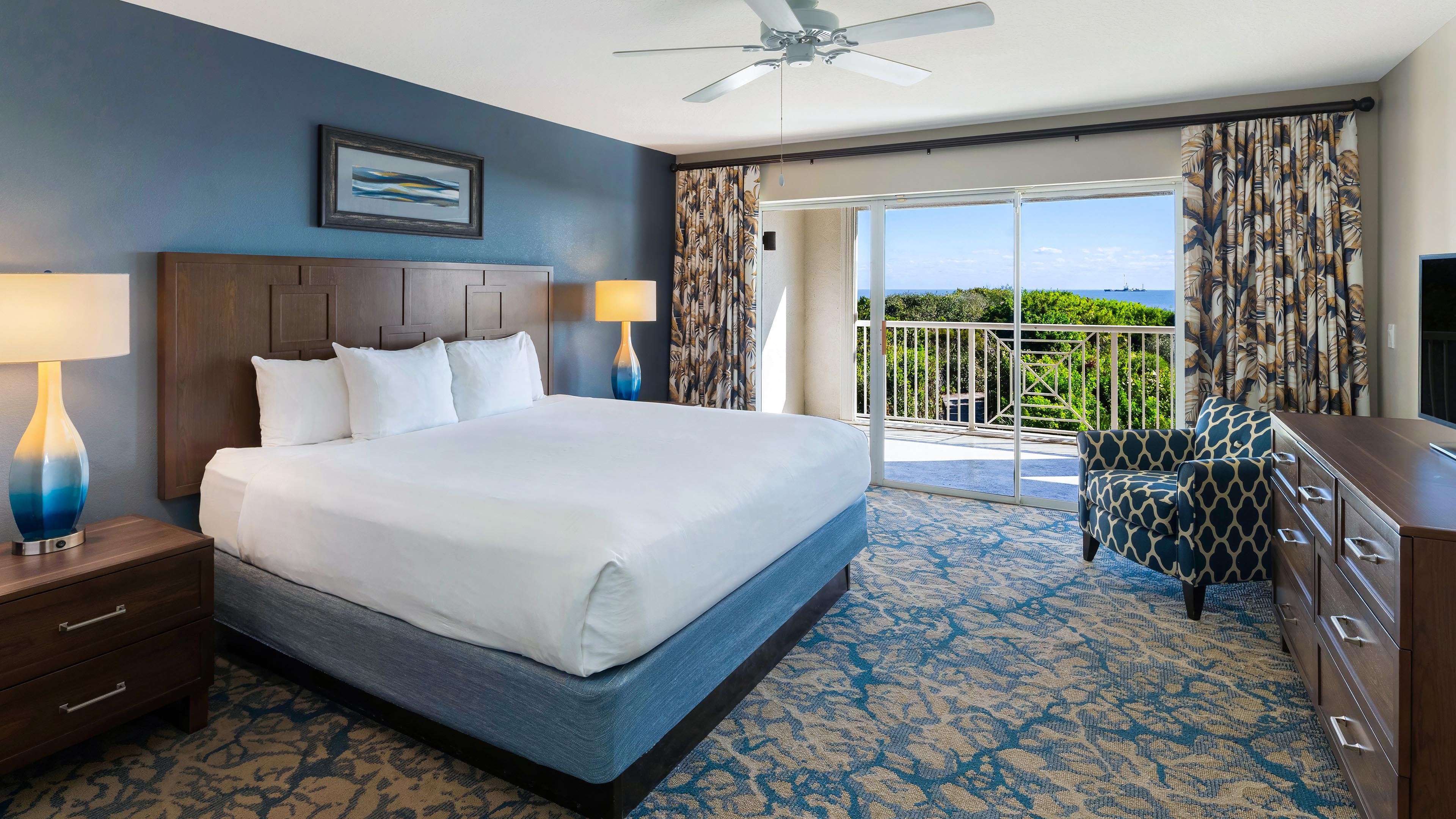 Holiday Inn Club Vacations Cape Canaveral Beach Resort 33/82