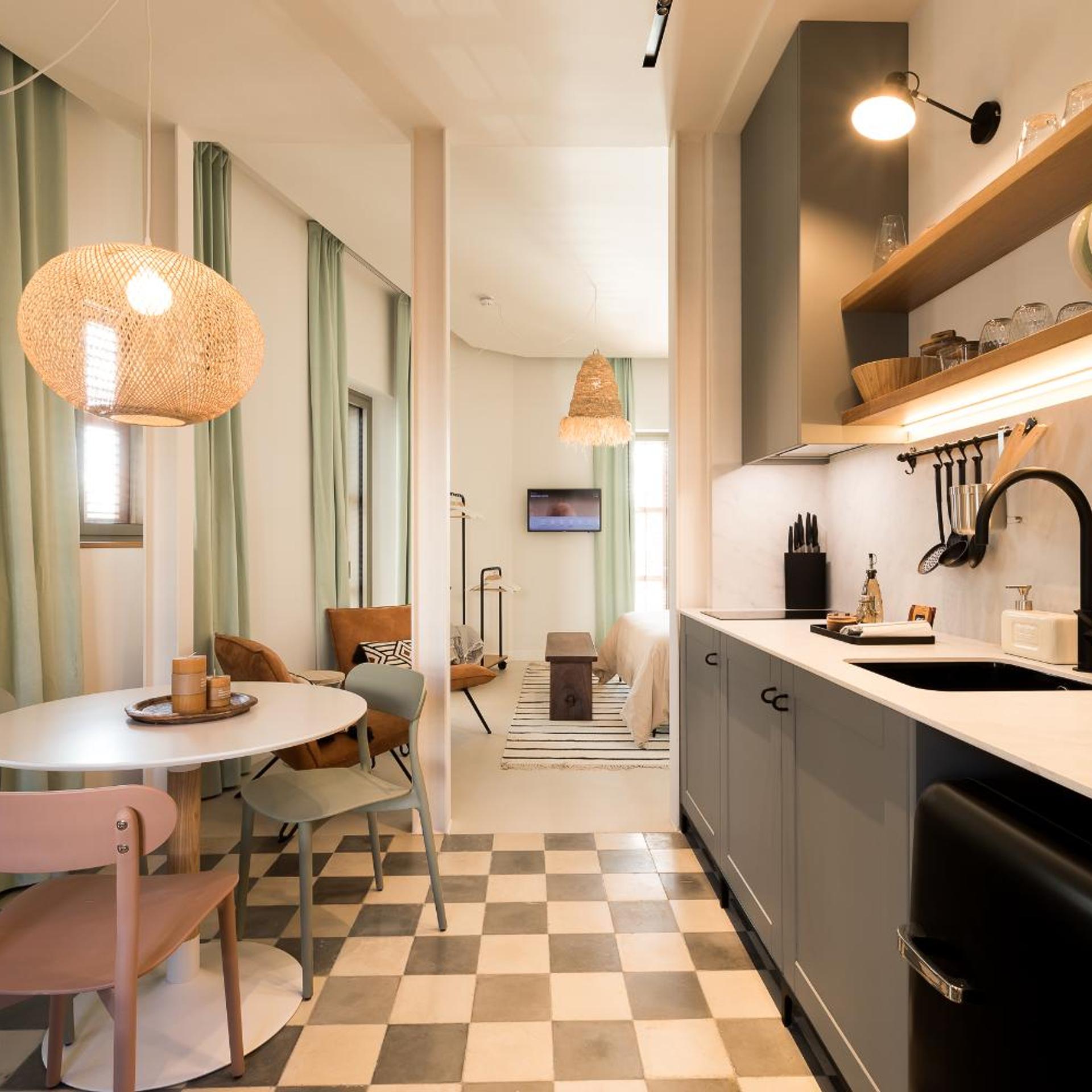 Hotel Portmany 24/50