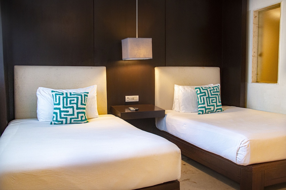 STANDARD, DOUBLE BED