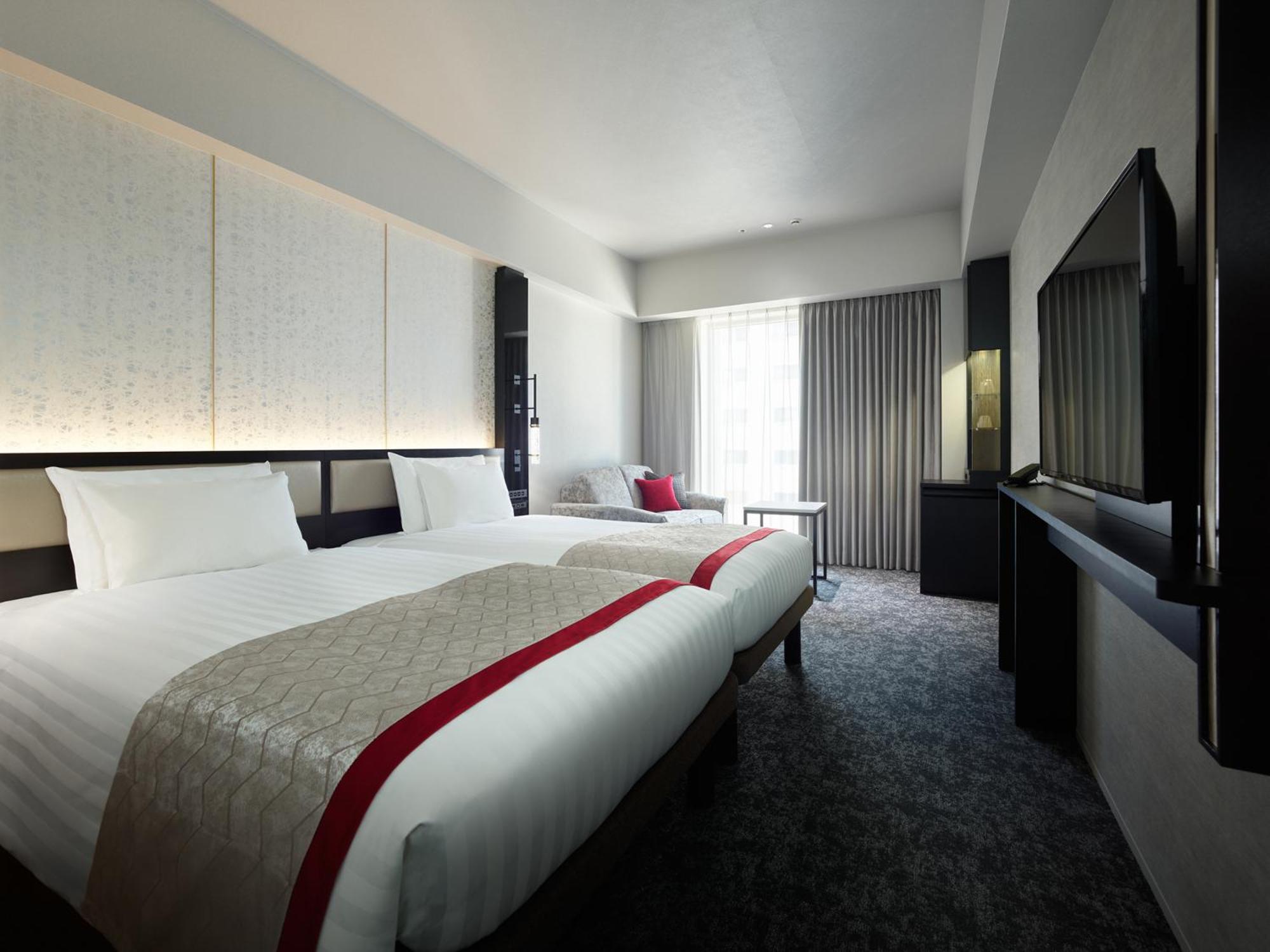 Moderate, Single, Twin Beds