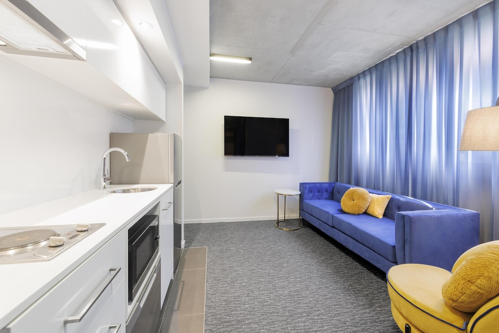 Oaks Melbourne St Kilda Road Hotel 45/64