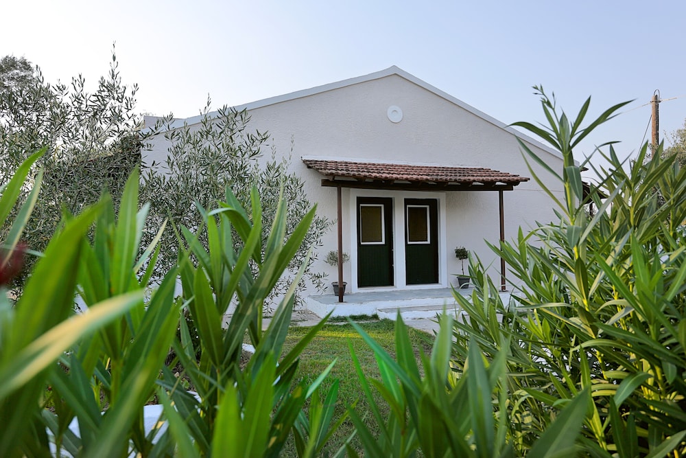 Alykes Family Resort 2/30