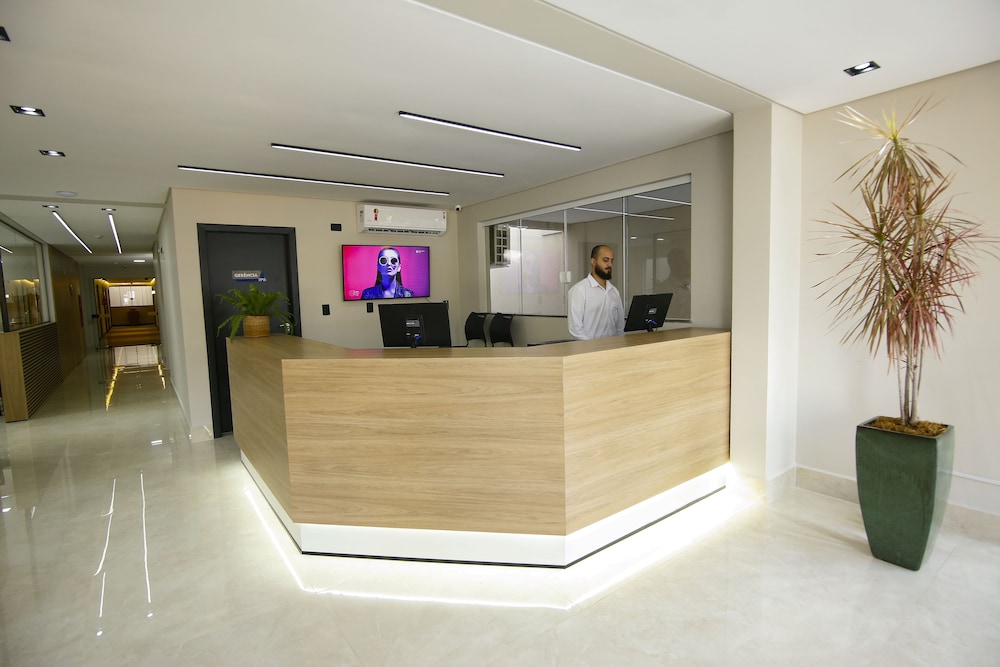 Neo Park Hotel 4/27