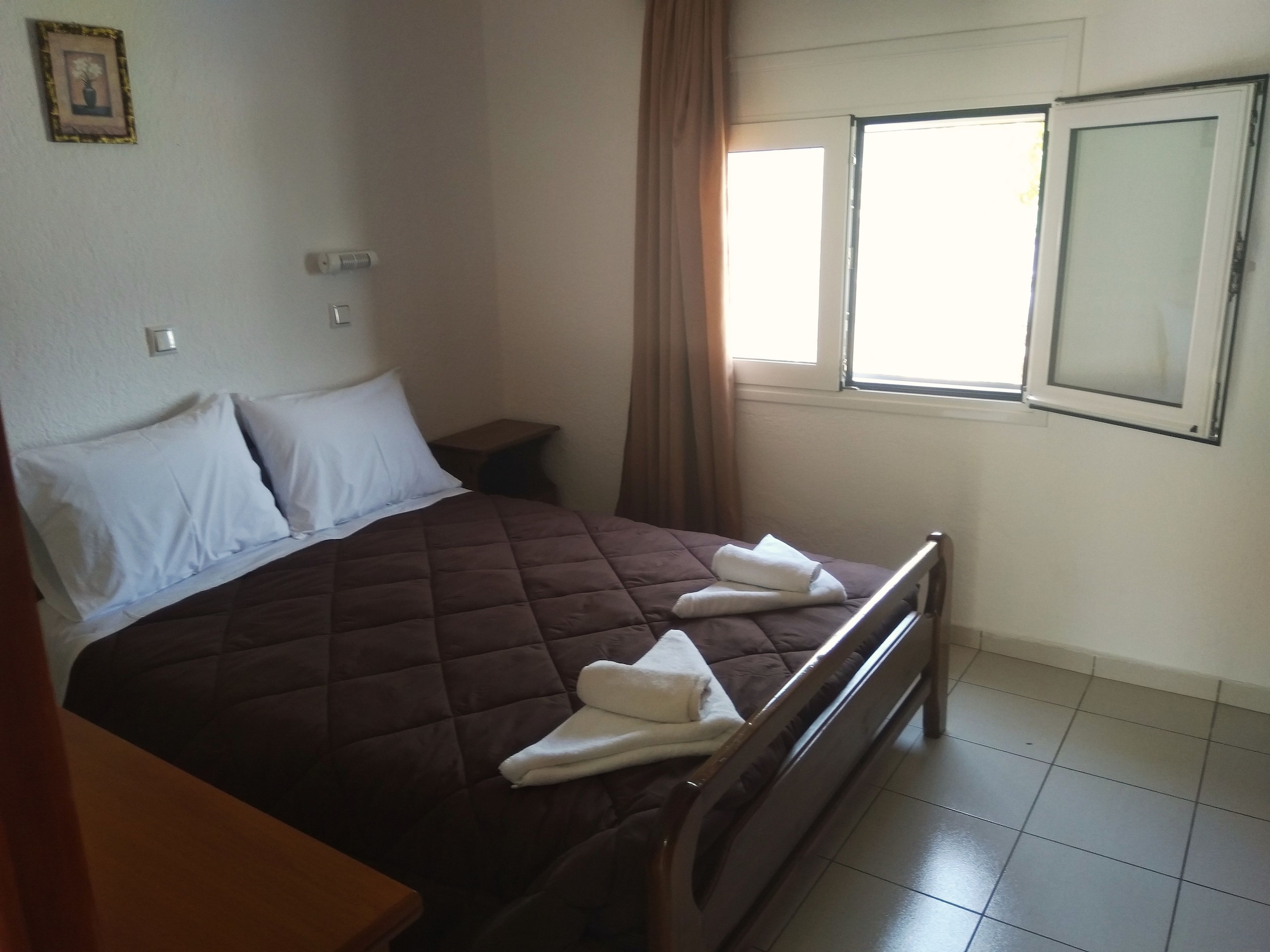 2 BEDROOMS, VILLA, VALLEY VIEW