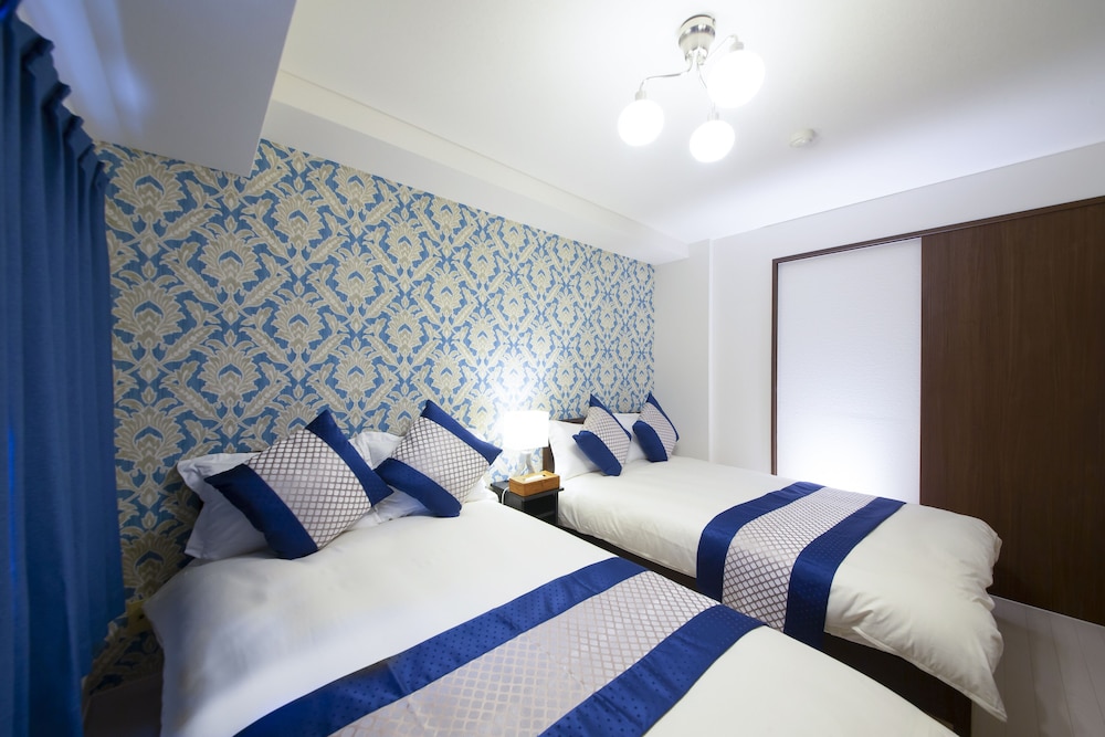 Crice Hotel 3/50