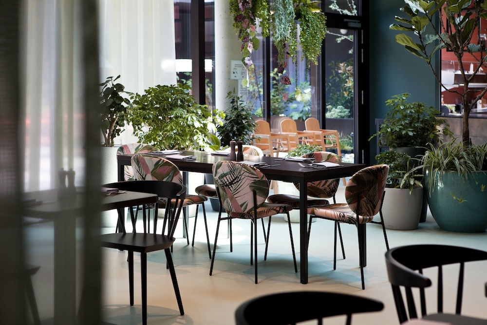Hotel Indigo Vienna Naschmarkt 49/64