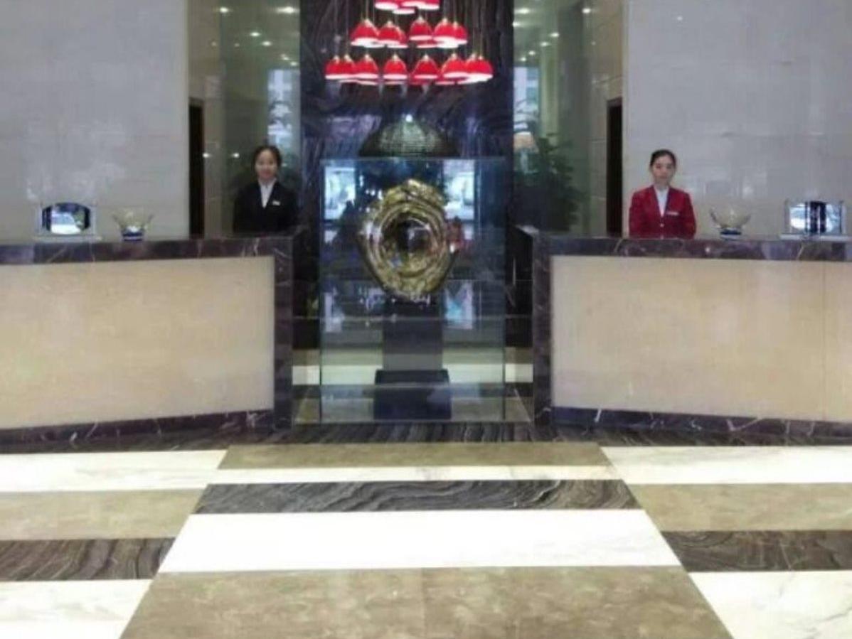 The Century Hotel (ex. Zhongshan Zhongao) 9/30