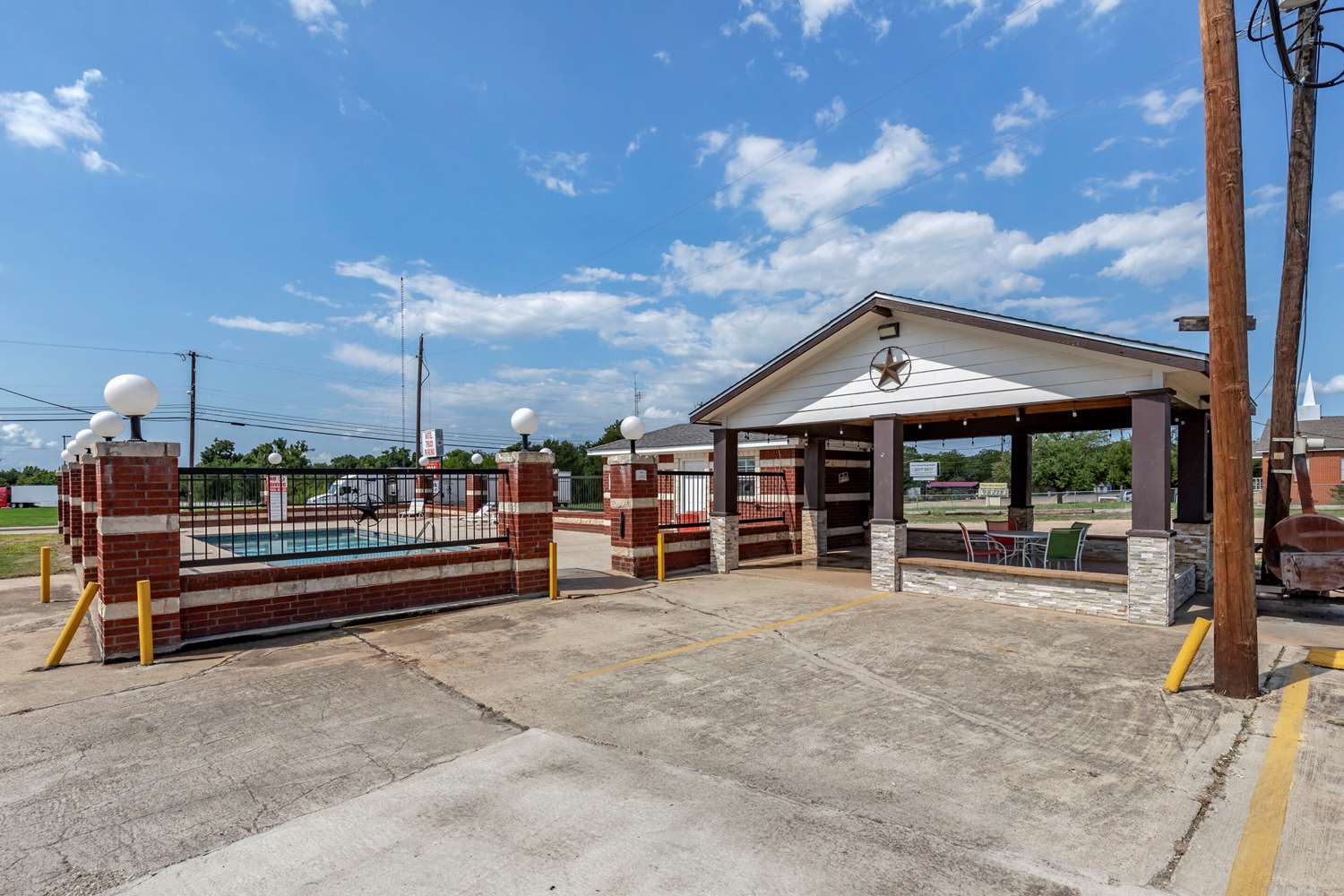 Quality Inn Cameron, TX 22/26