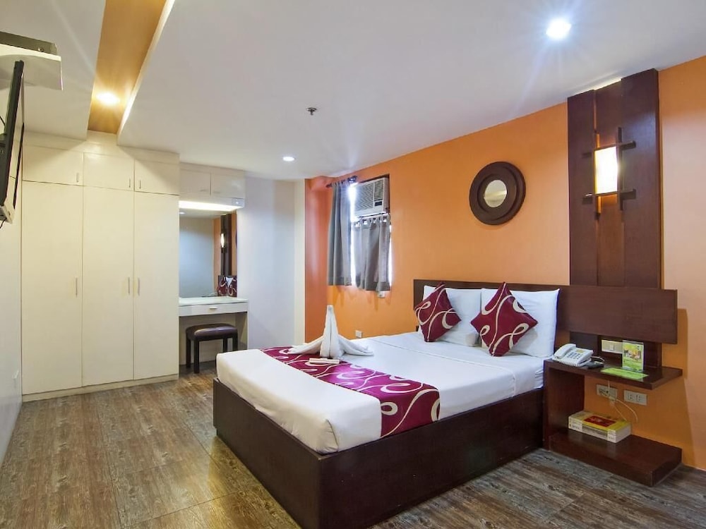 1 BEDROOM, DELUXE