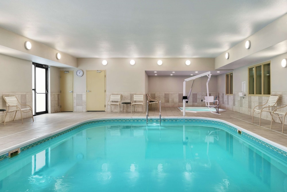 Hampton Inn Chicago/Tinley Park 9/47