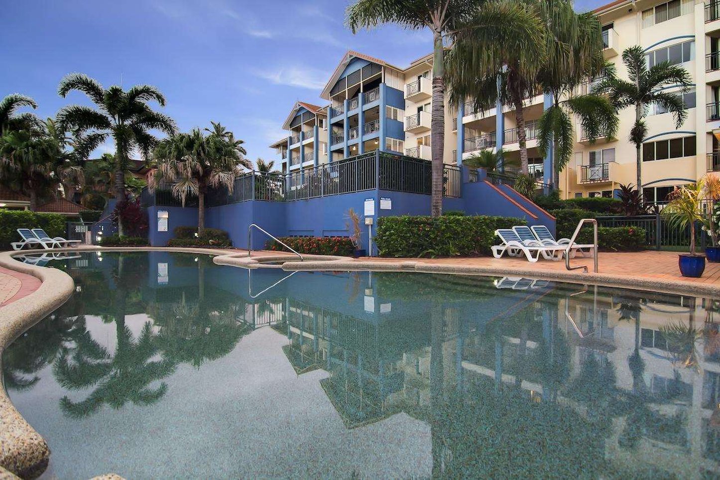NORTH COVE WATERFRONT SUITES 57/58