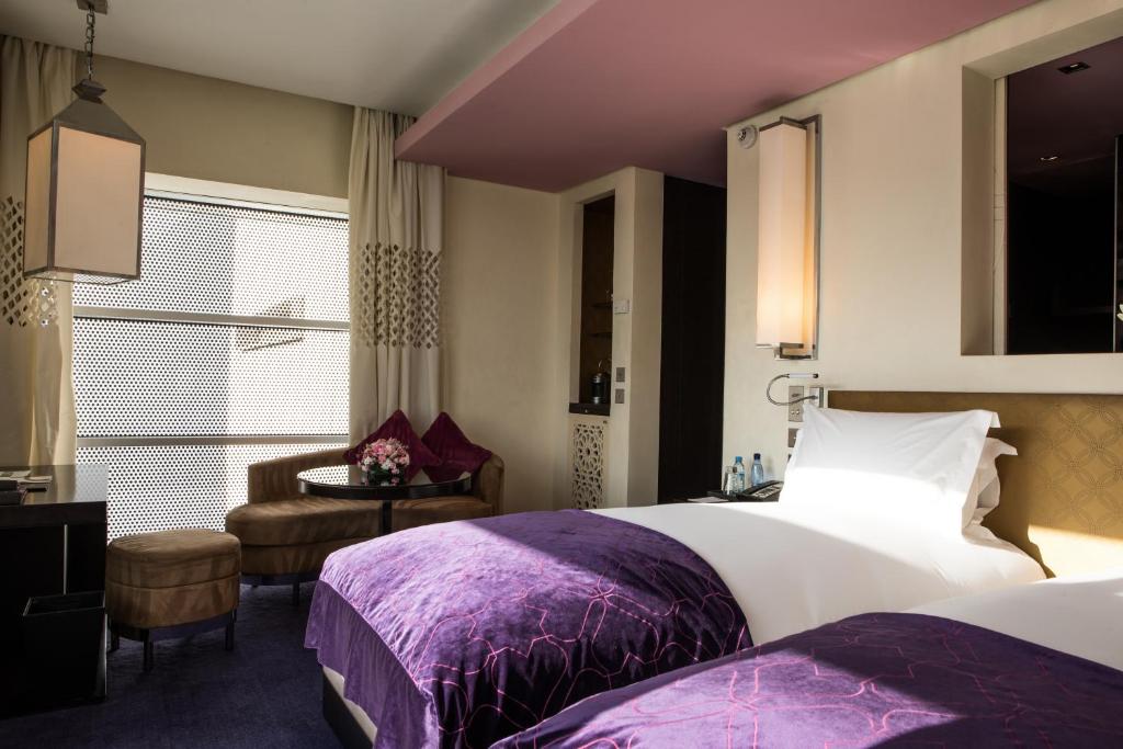 LUXURY, KING BED, MEDINA MOSQUE AND OCEAN VIEW