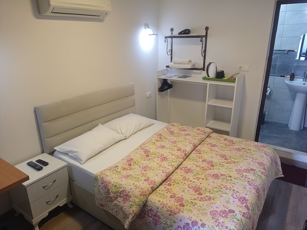 Ena Serenity Boutique Hotel 22/73