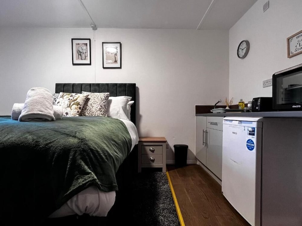 BV Aparthotel Huddersfield Ideal for Business & Leisure Stays 32/37
