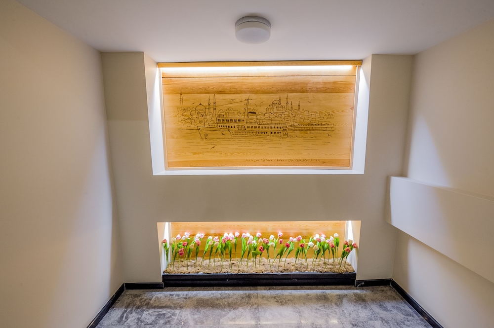 Bizim Hotel 14/64