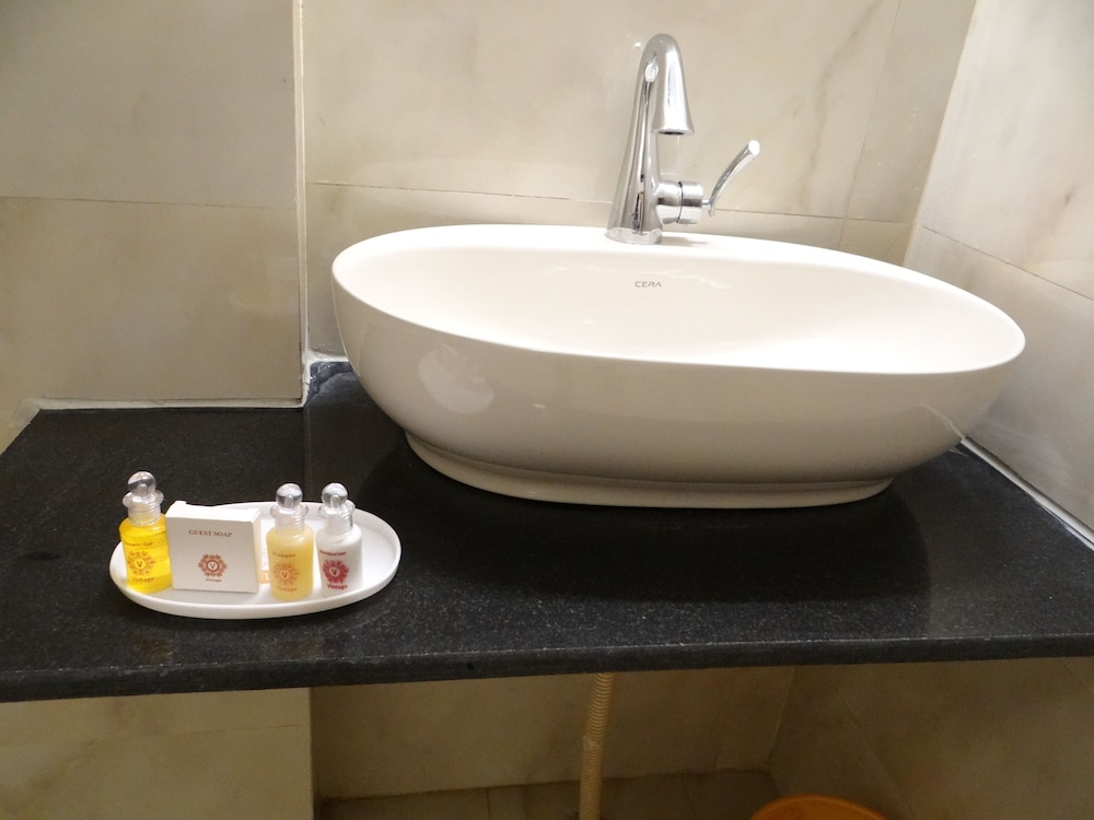 Hotel Vintage 64/64