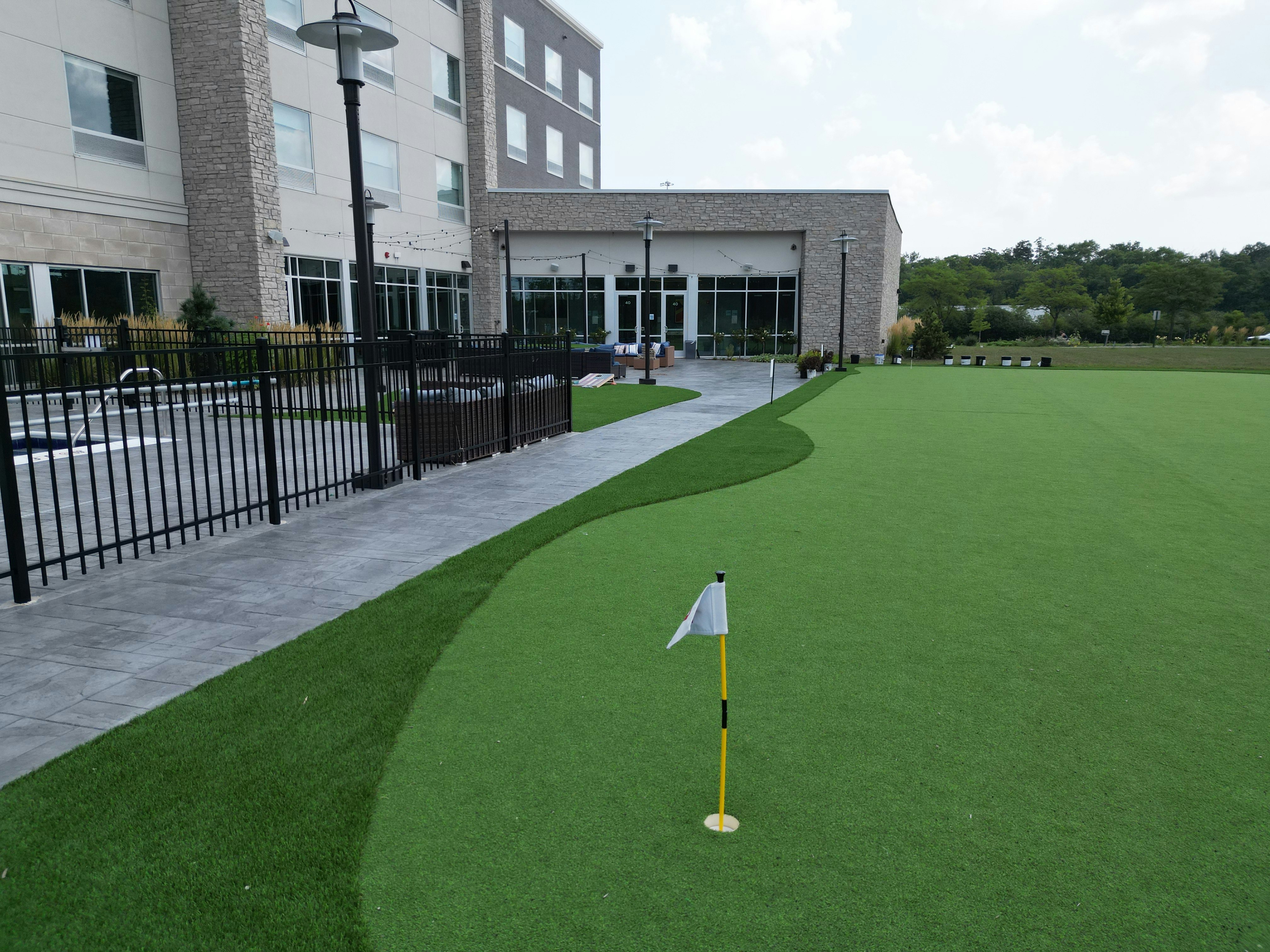 Holiday Inn Express & Suites Chicago Schaumburg, an IHG Hotel 44/50