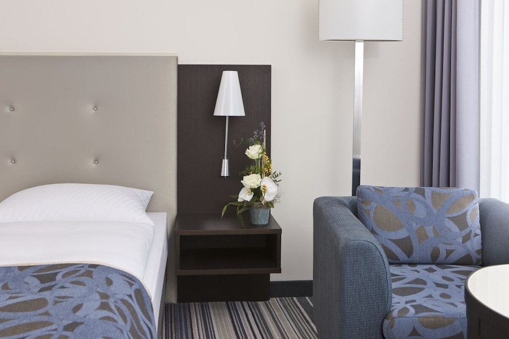Dorint Hotel Esplanade Jena 32/58
