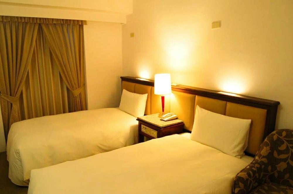 Hua Tong Hotel 14/54