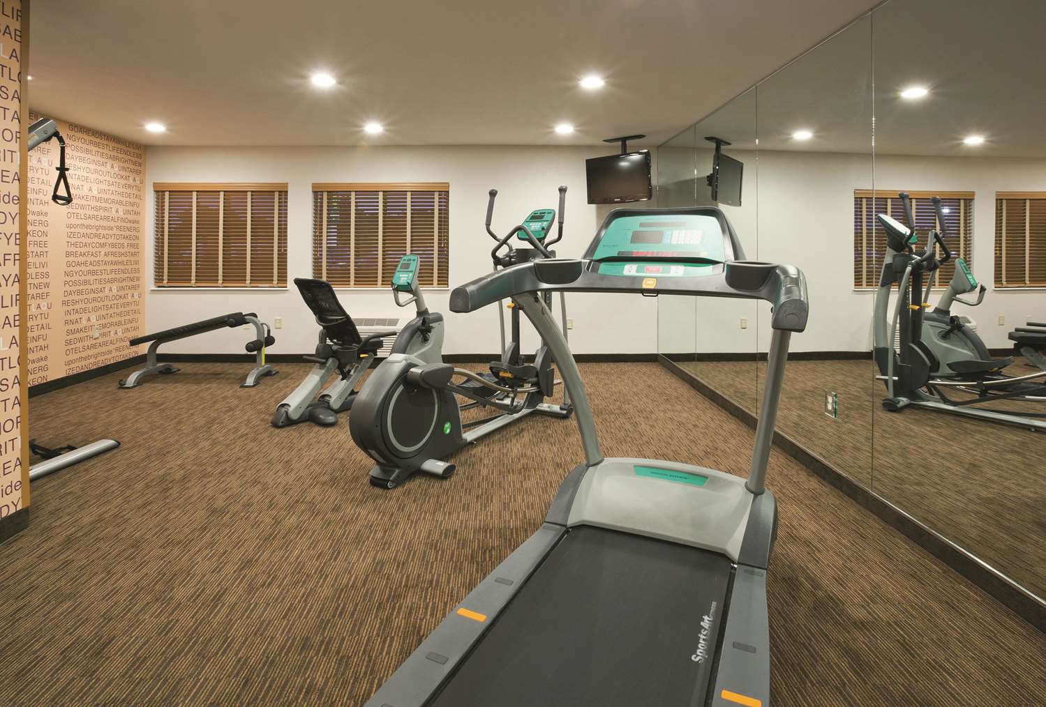 La Quinta Inn Sheboygan 22/42