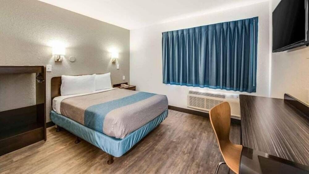 Motel6 Fort Wayne, IN 31/62