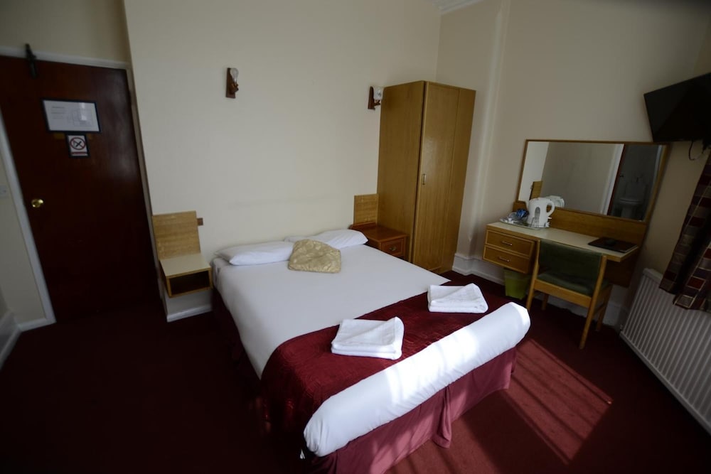 Cranbrook Hotel London 35/55