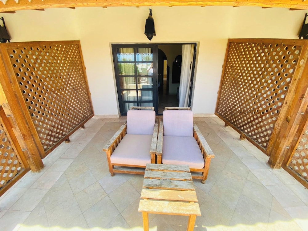 Ghazala Gardens 53/75