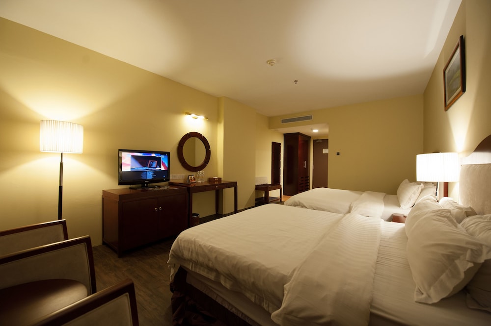 GAYA CENTRE HOTEL 20/42